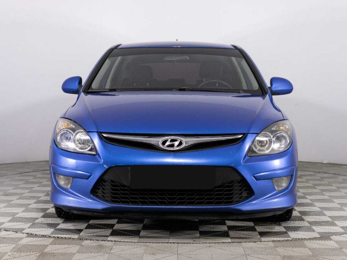 Купить Hyundai i30, 2010, 175 398 км, фото №2
