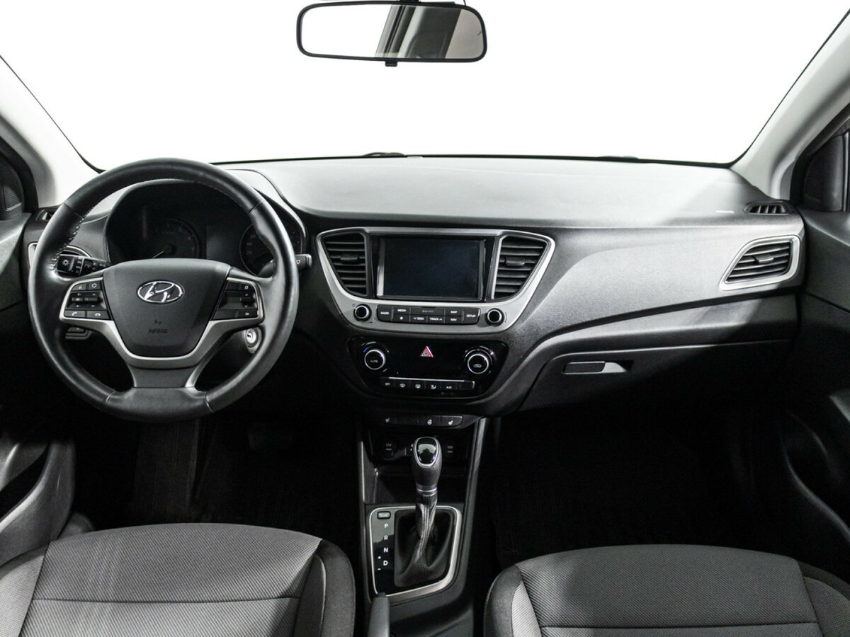 Купить Hyundai Solaris II, 2018, 52 475 км, фото №13