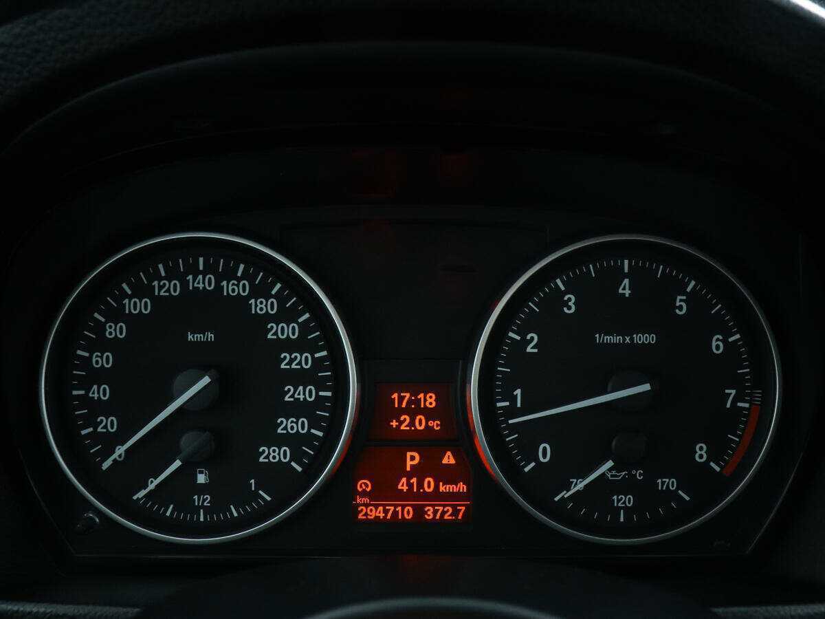 Купить BMW 3 серии 325i, 2008, 294 408 км, фото №13