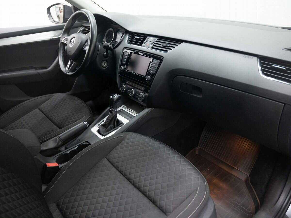 Купить Skoda Octavia, 2016, 193 500 км, фото №11