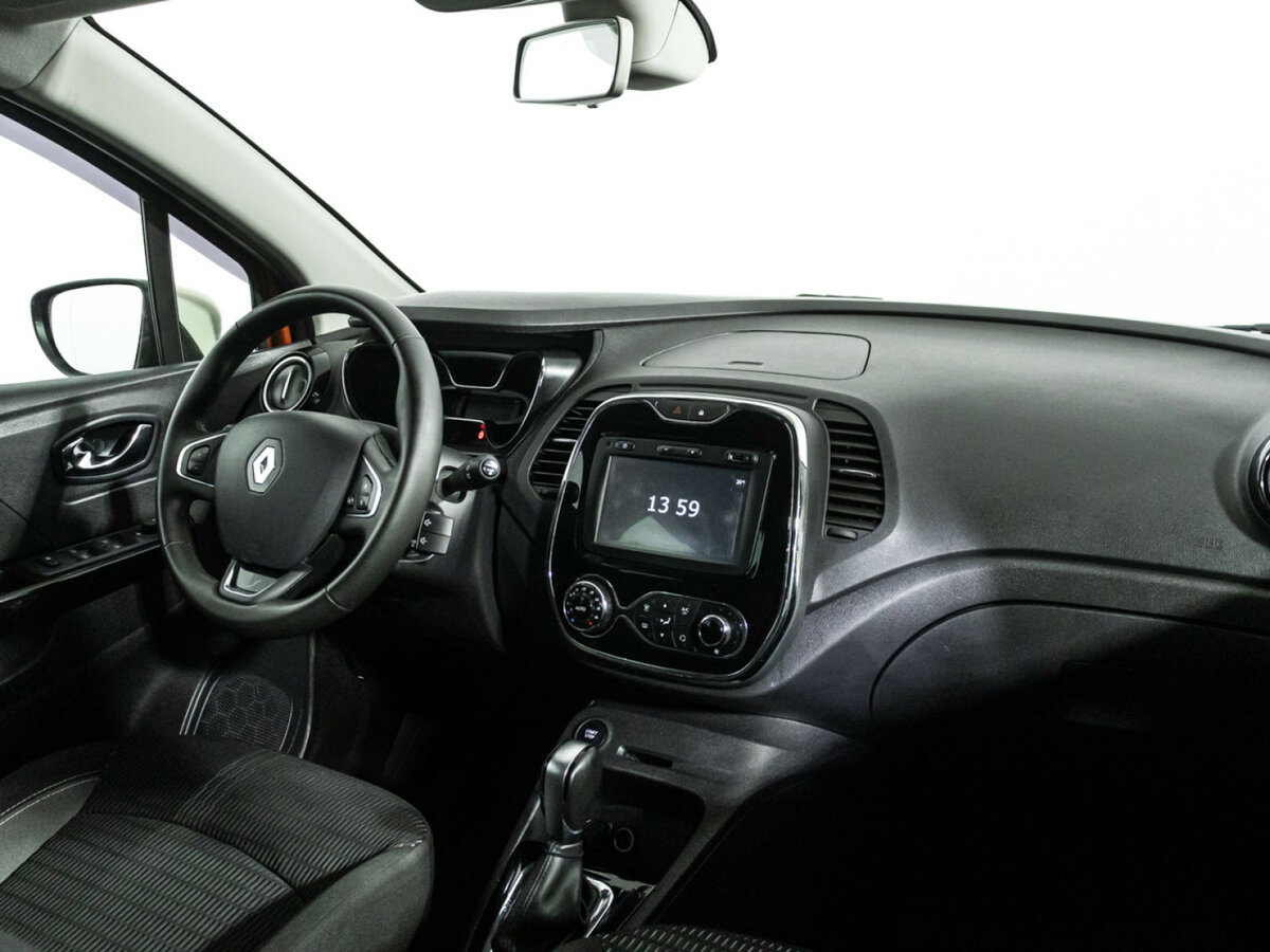 Купить Renault Kaptur I, 2017, 72 300 км, фото №9