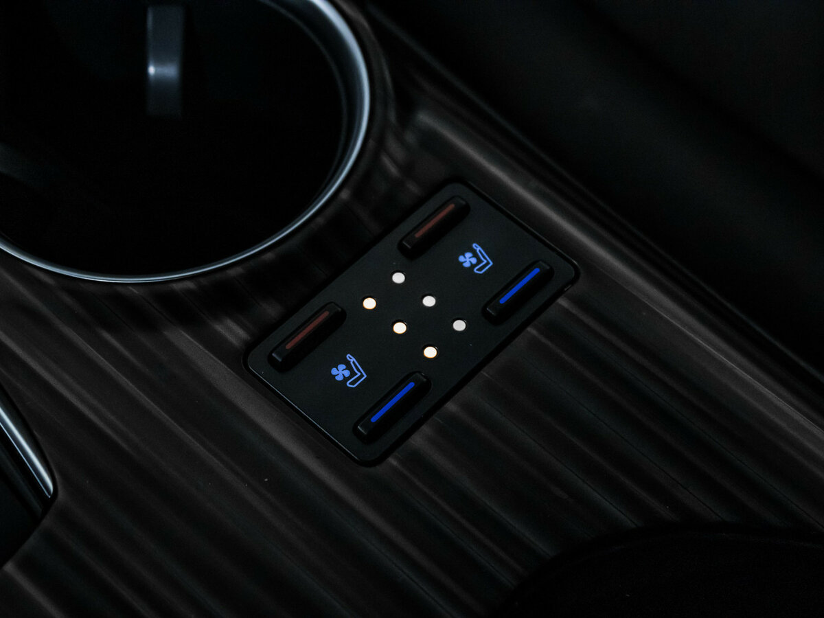 Купить Toyota Camry VIII (XV70), 2018, 72 050 км, фото №17