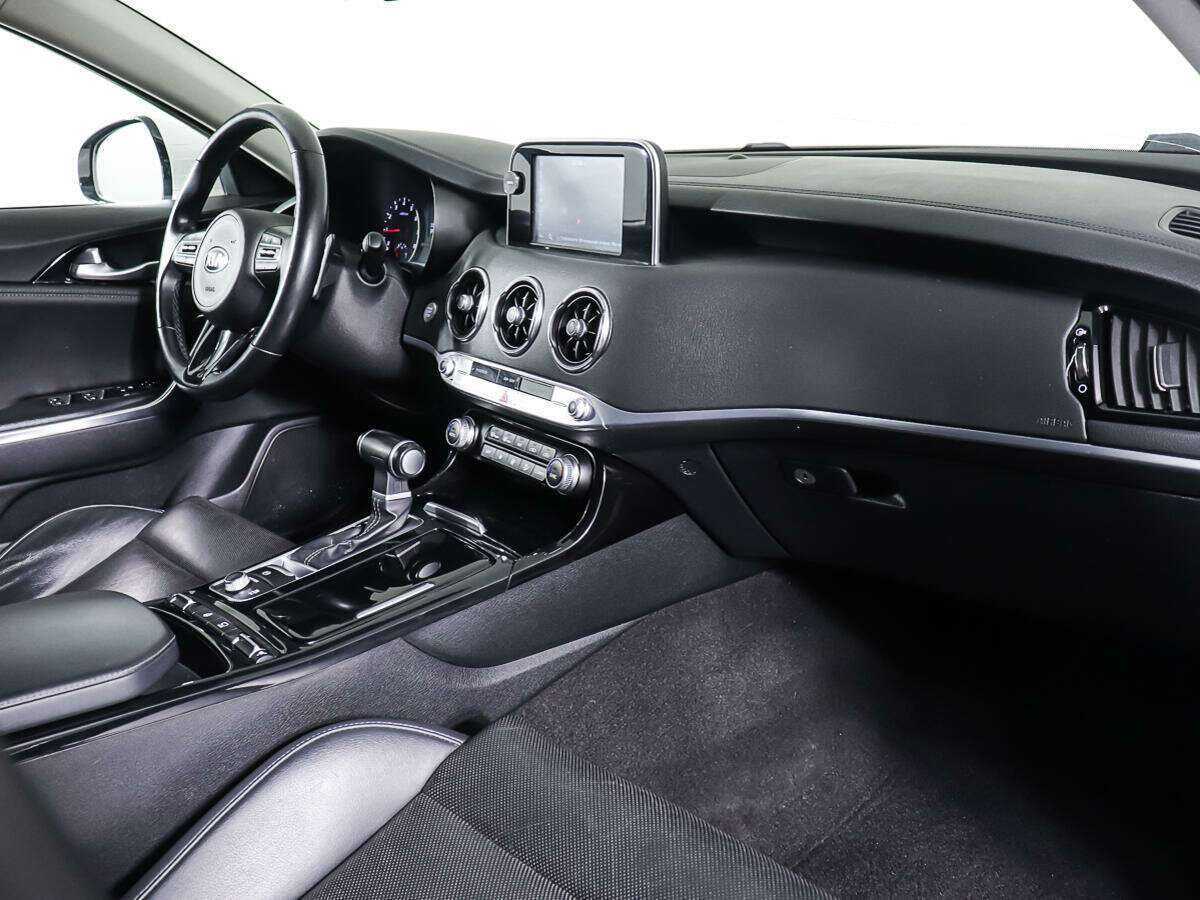 Купить Kia Stinger, 2019, 113 000 км, фото №9