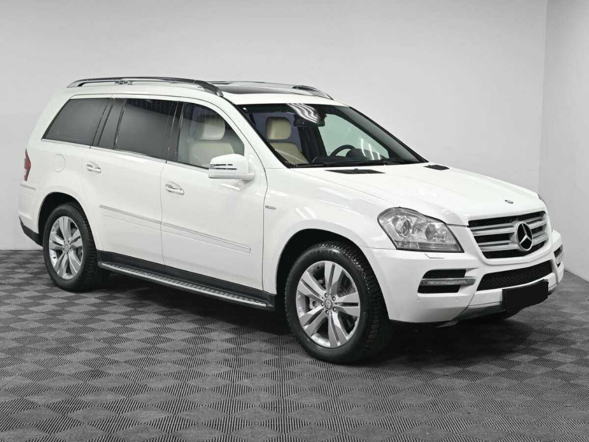 Купить Mercedes-Benz GL-Класс 350, 2011, 172 000 км, фото №3