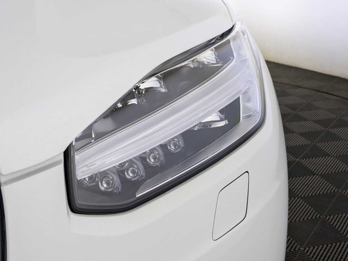 Купить Volvo XC90 B5, 2021, 41 236 км, фото №11