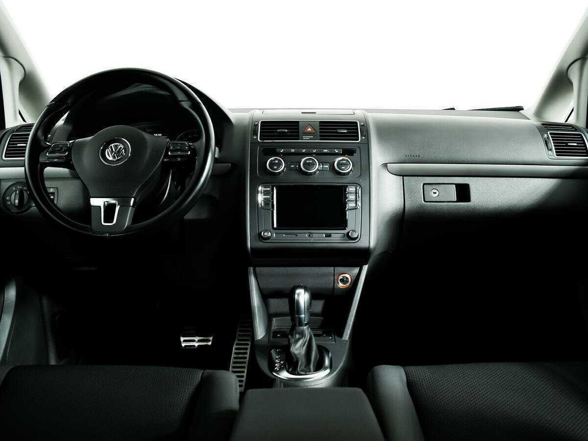 Купить Volkswagen Touran, 2013, 79 715 км, фото №11