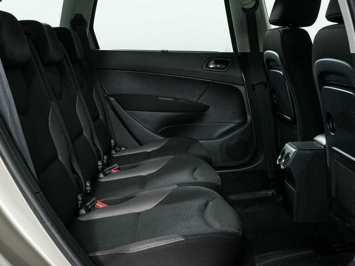 Купить Peugeot 308, 2011, 135 000 км, фото №8