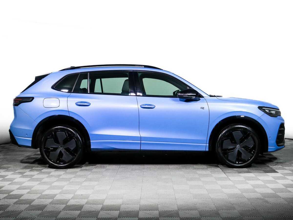 Купить Volkswagen Tiguan L Pro, 2024, 3 228 км, фото №4