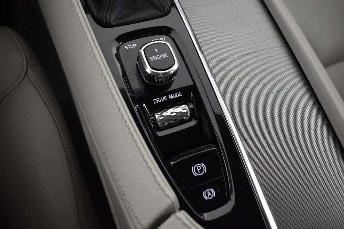 Купить Volvo XC90, 2015, 89 620 км, фото №17