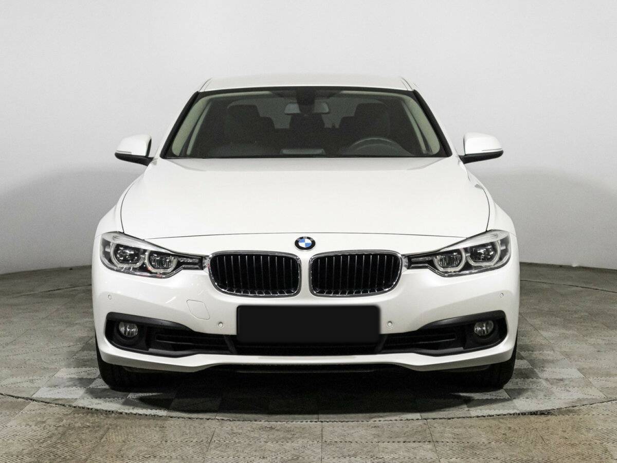 Купить BMW 3 серии 320i xDrive, 2018, 46 831 км, фото №2