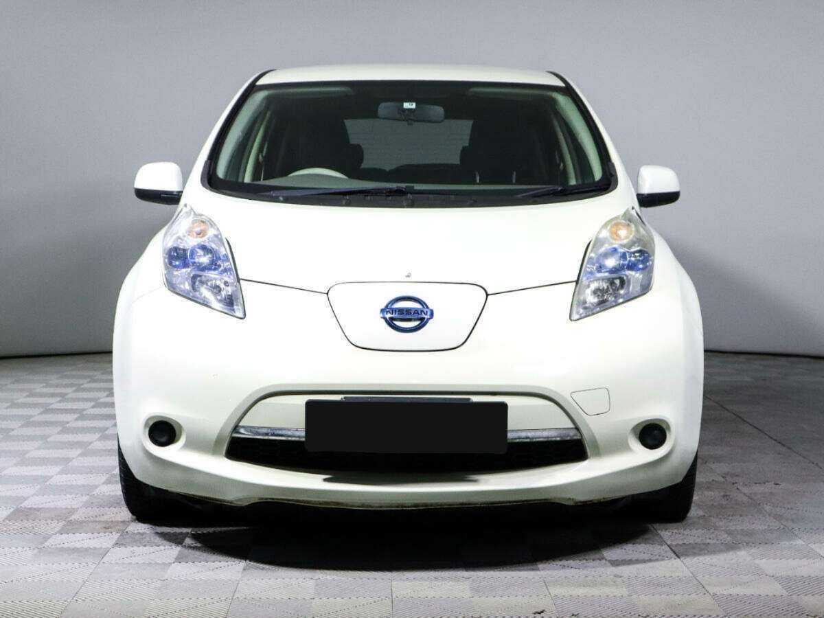 Купить Nissan Leaf, 2011, 136 431 км, фото №2