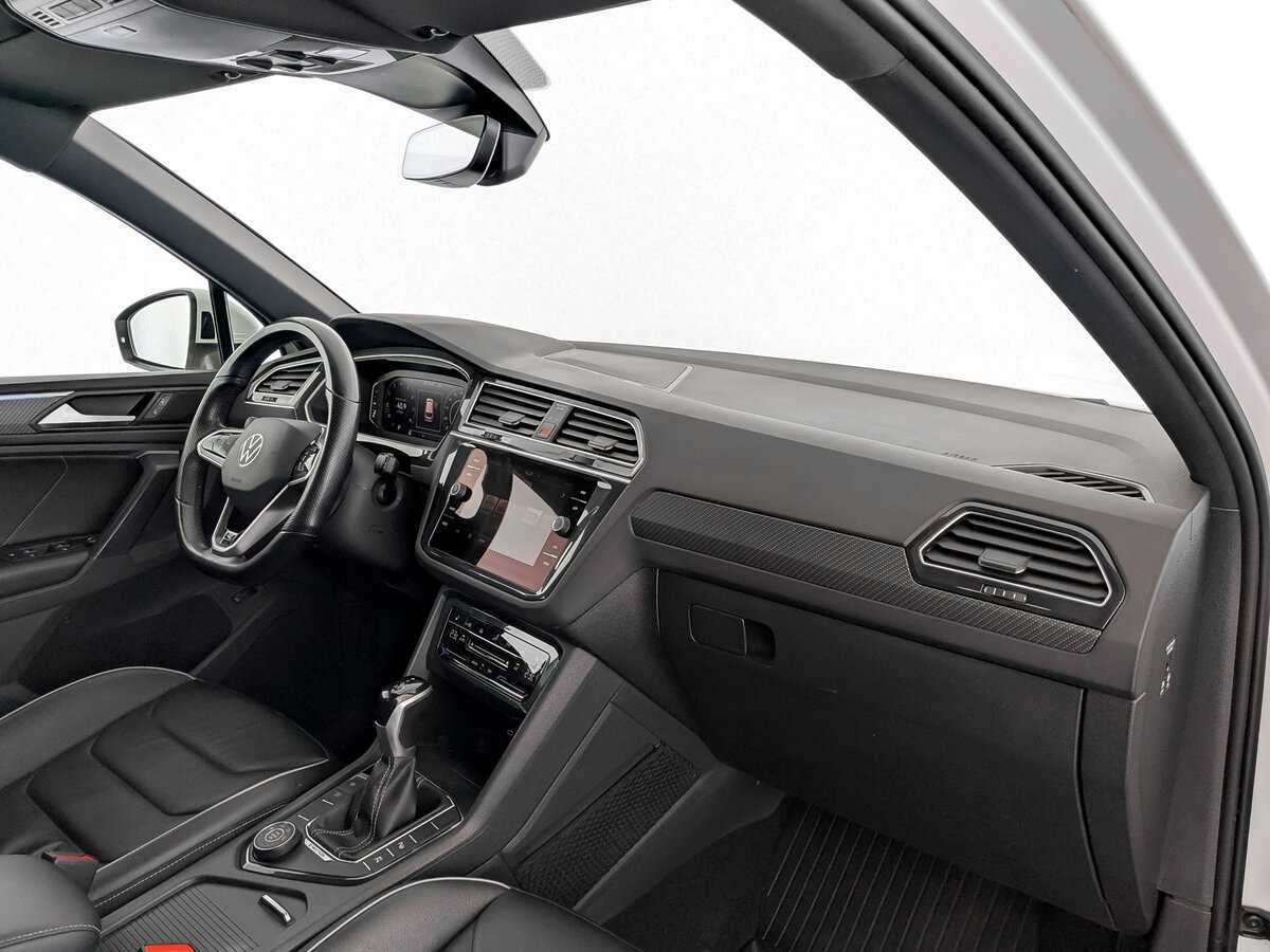 Купить Volkswagen Tiguan, 2021, 110 791 км, фото №11