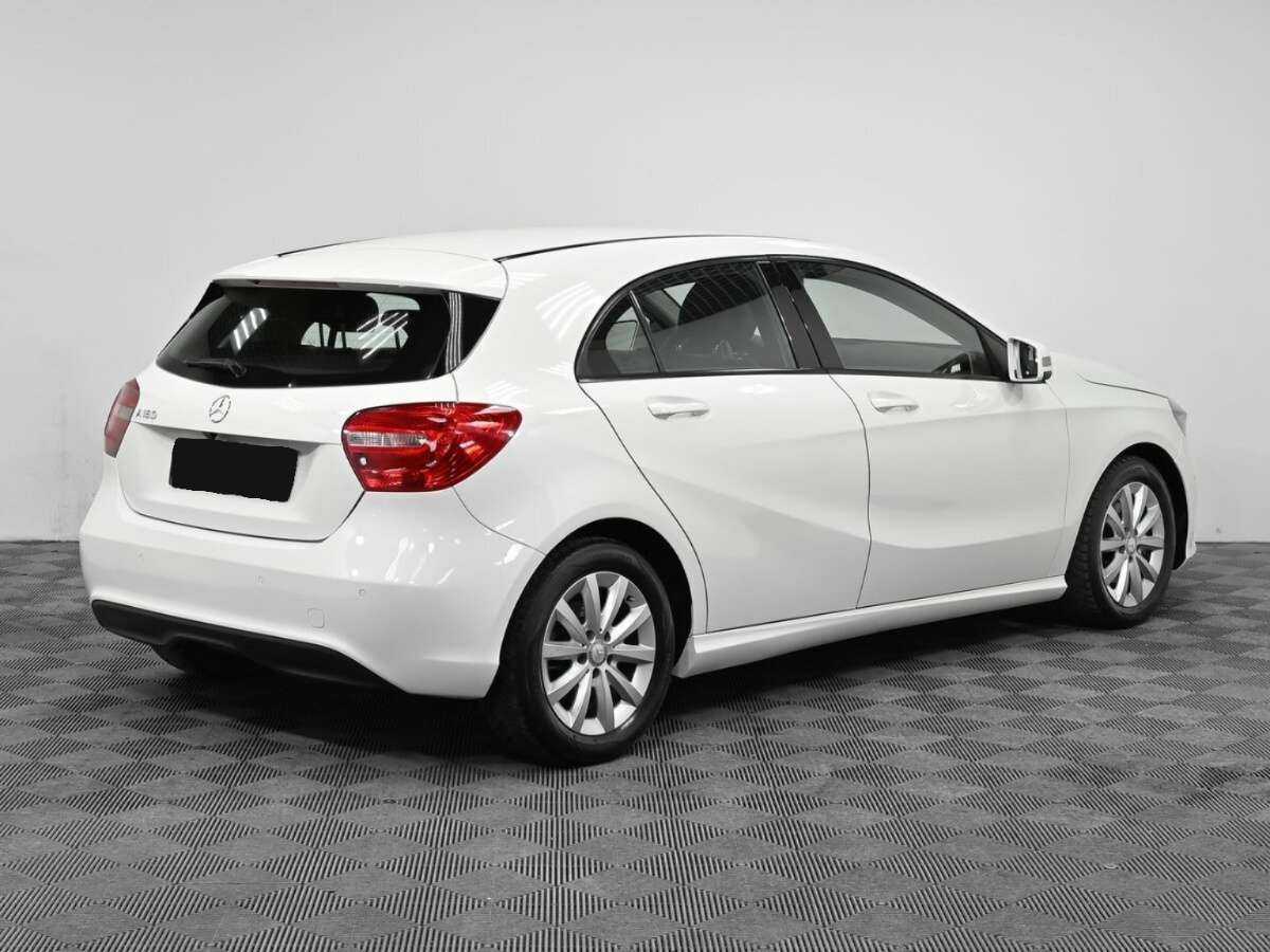 Купить Mercedes-Benz A-Класс 180, 2014, 137 000 км, фото №2