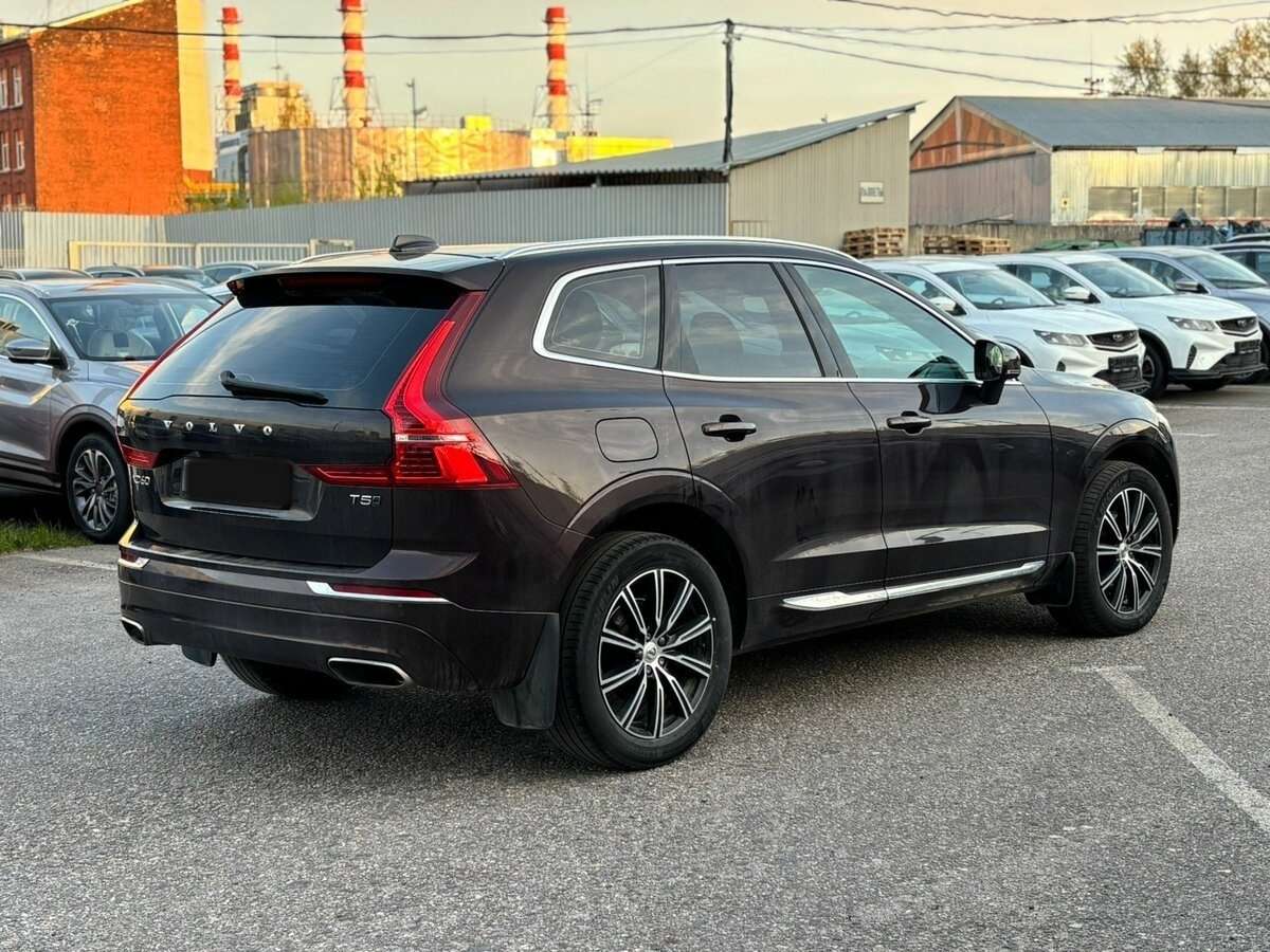 Купить Volvo XC60, 2021, 119 303 км, фото №3