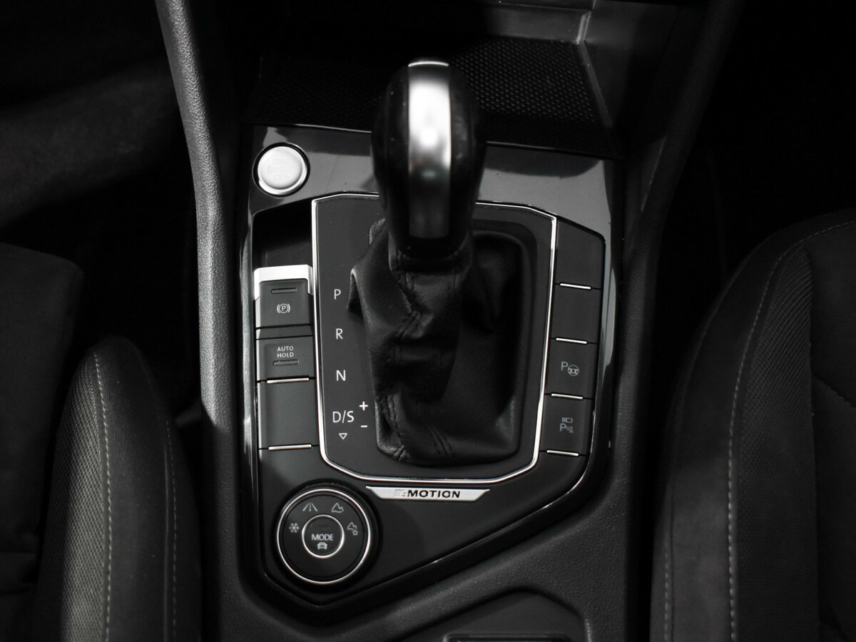 Купить Volkswagen Tiguan II, 2020, 80 000 км, фото №9