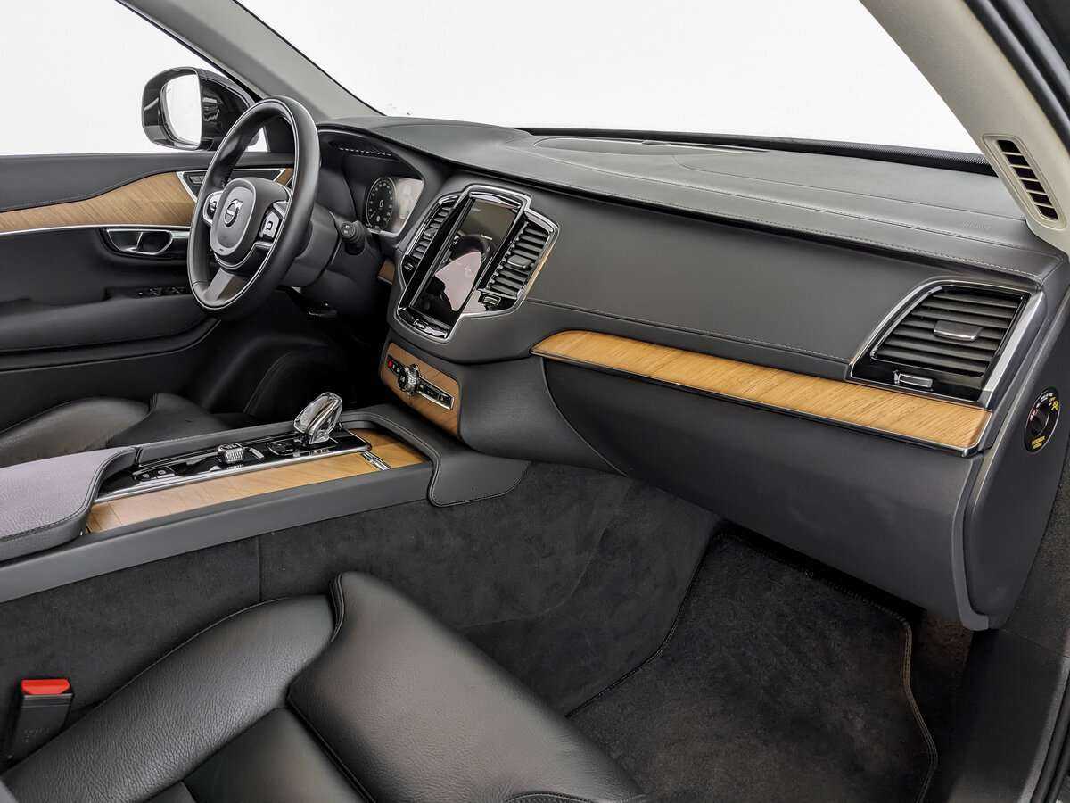 Купить Volvo XC90 Recharge, 2021, 45 225 км, фото №9