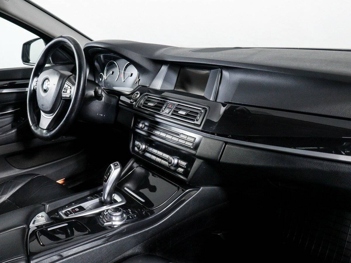 Купить BMW 5 серии 528i xDrive, 2014, 113 354 км, фото №12