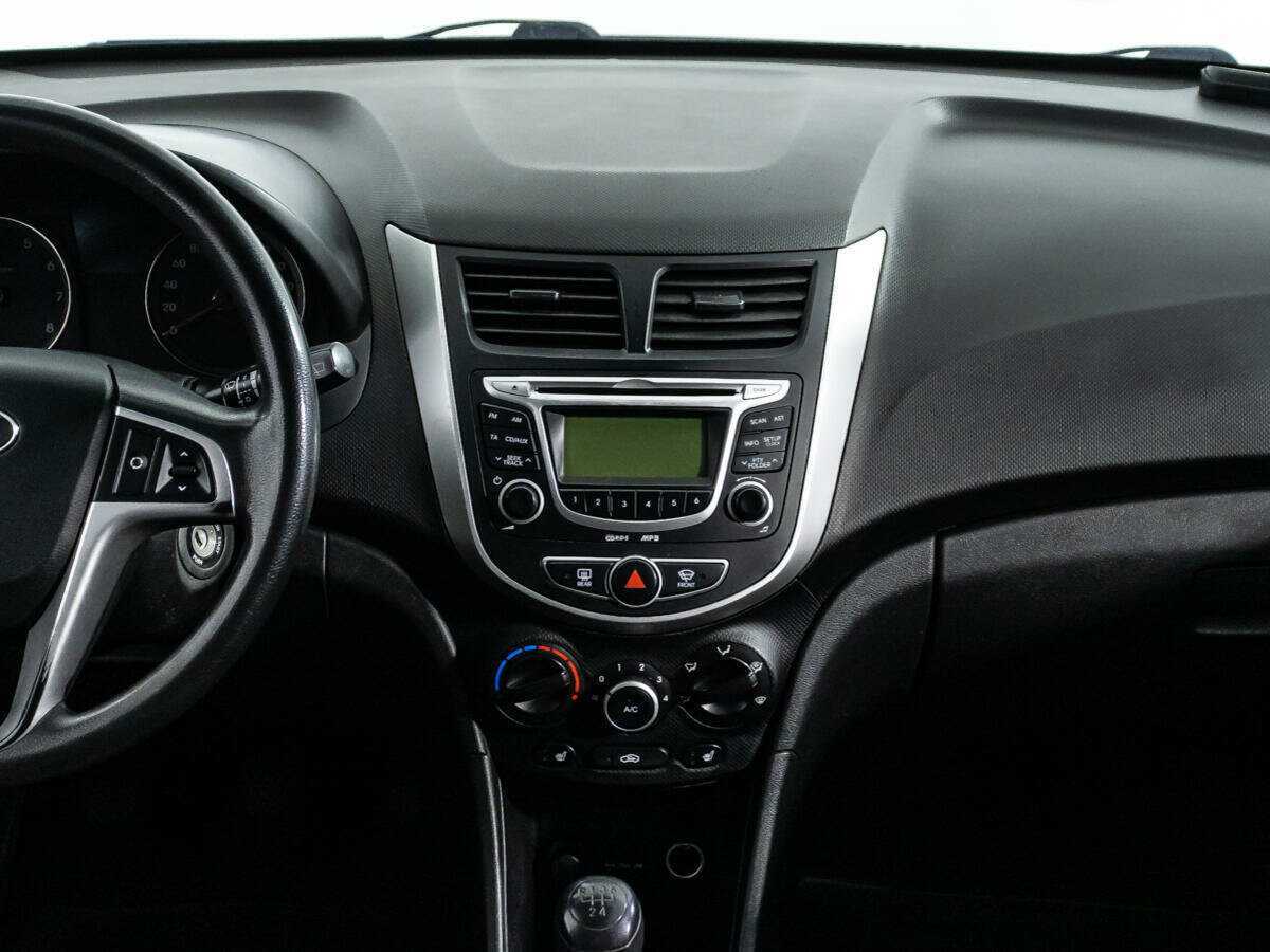 Купить Hyundai Solaris, 2011, 175 048 км, фото №14