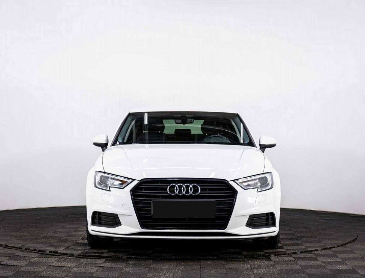 Купить Audi A3, 2019, 157 000 км, фото №2