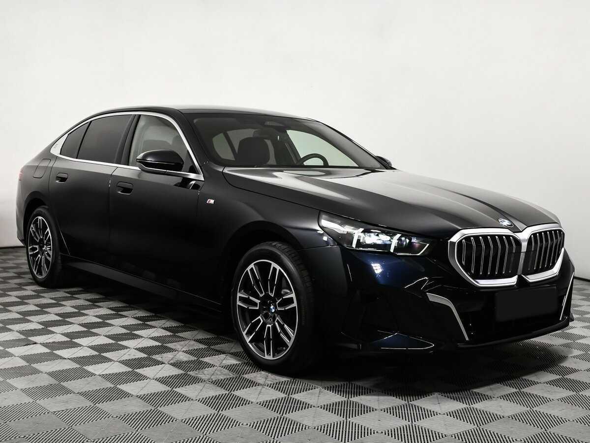 Купить BMW 5 серии Long 525Li, 2024, 4 360 км, фото №3