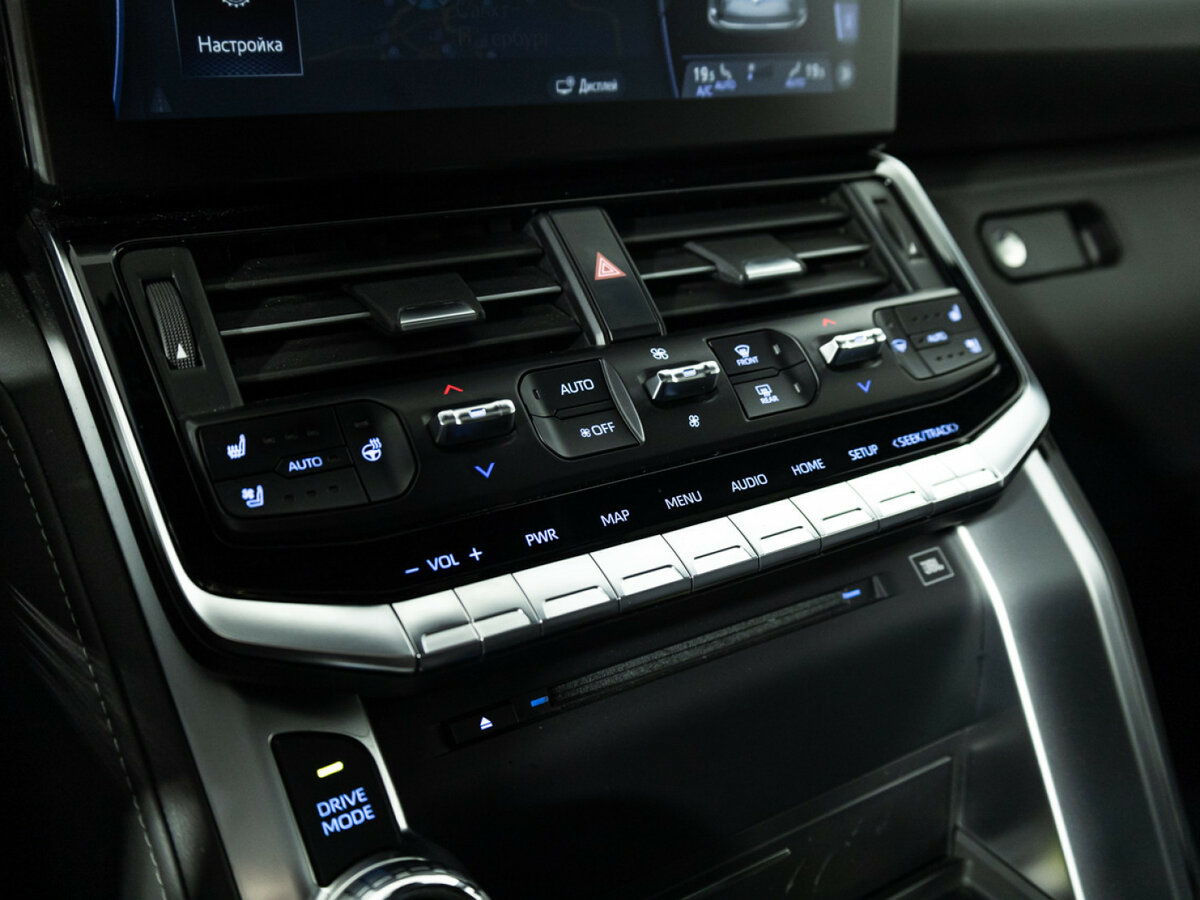 Купить Toyota Land Cruiser 300 Series, 2021, 40 784 км, фото №15