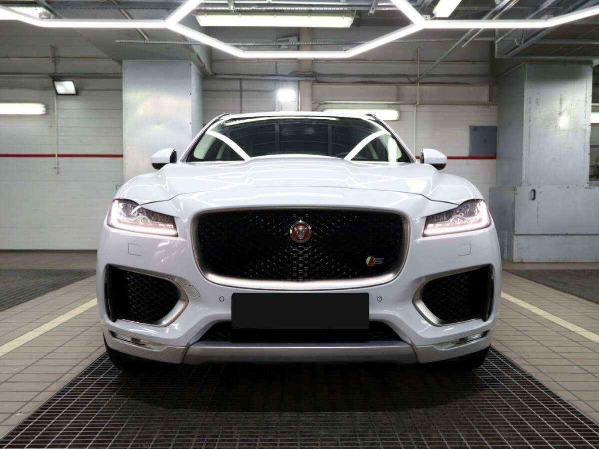 Купить Jaguar F-Pace, 2017, 61 000 км, фото №3
