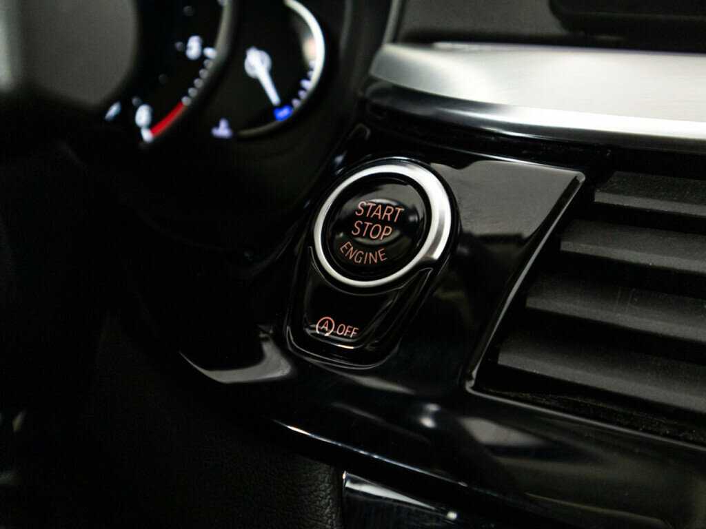 Купить BMW 5 серии 520d xDrive, 2018, 162 243 км, фото №25