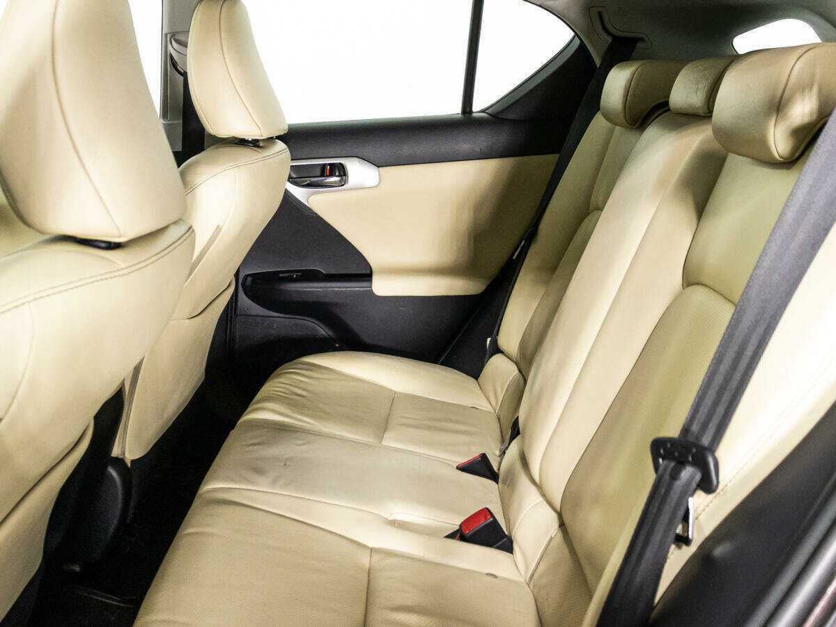 Купить Lexus CT 200h, 2011, 185 481 км, фото №10