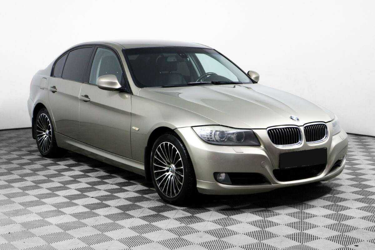 Купить BMW 3 серии 320i, 2010, 262 734 км, фото №3