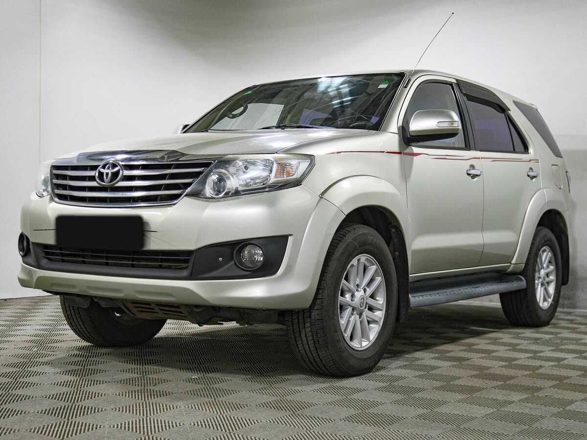 Купить Toyota Fortuner, 2012, 146 500 км, фото №1