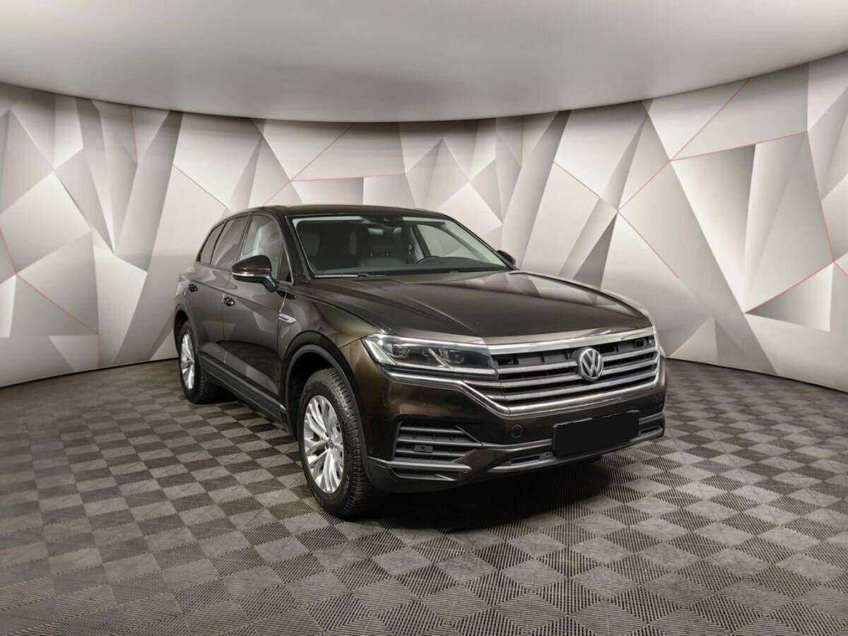 Купить Volkswagen Touareg, 2019, 115 823 км, фото №3