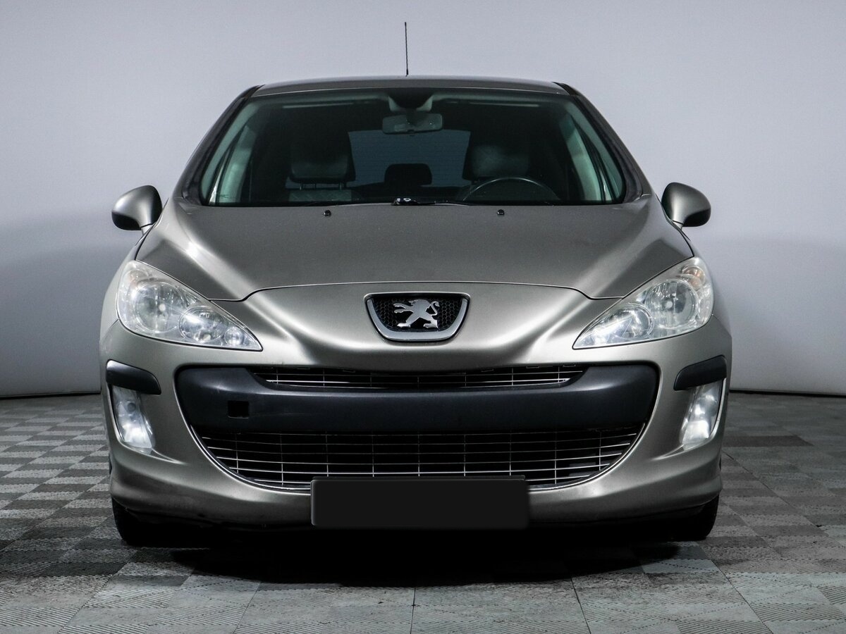 Купить Peugeot 308 I, 2011, 251 136 км, фото №2