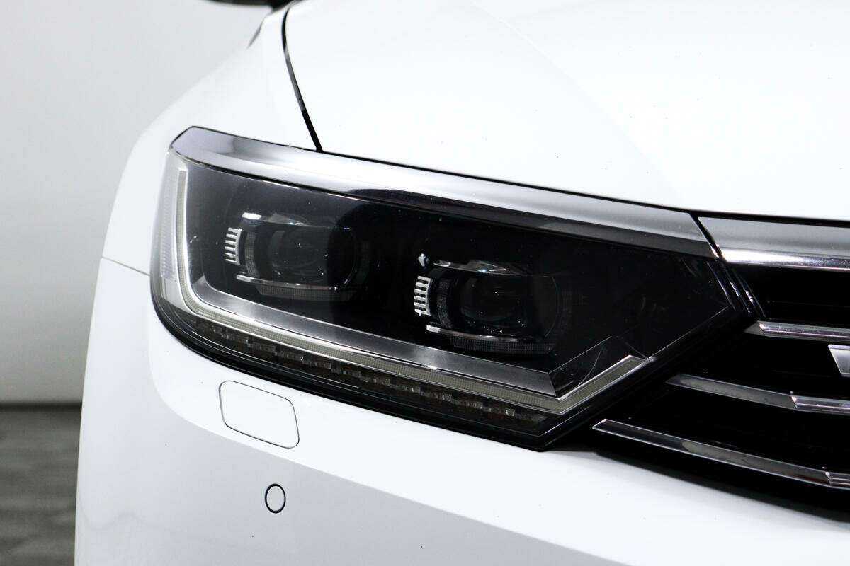 Купить Volkswagen Passat DSG7, 2018, 51 460 км, фото №14