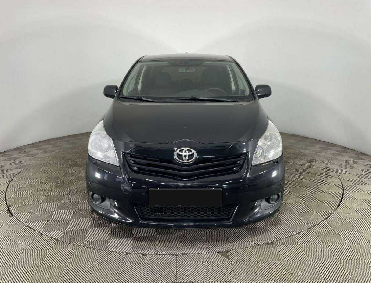 Купить Toyota Verso, 2011, 235 711 км, фото №2