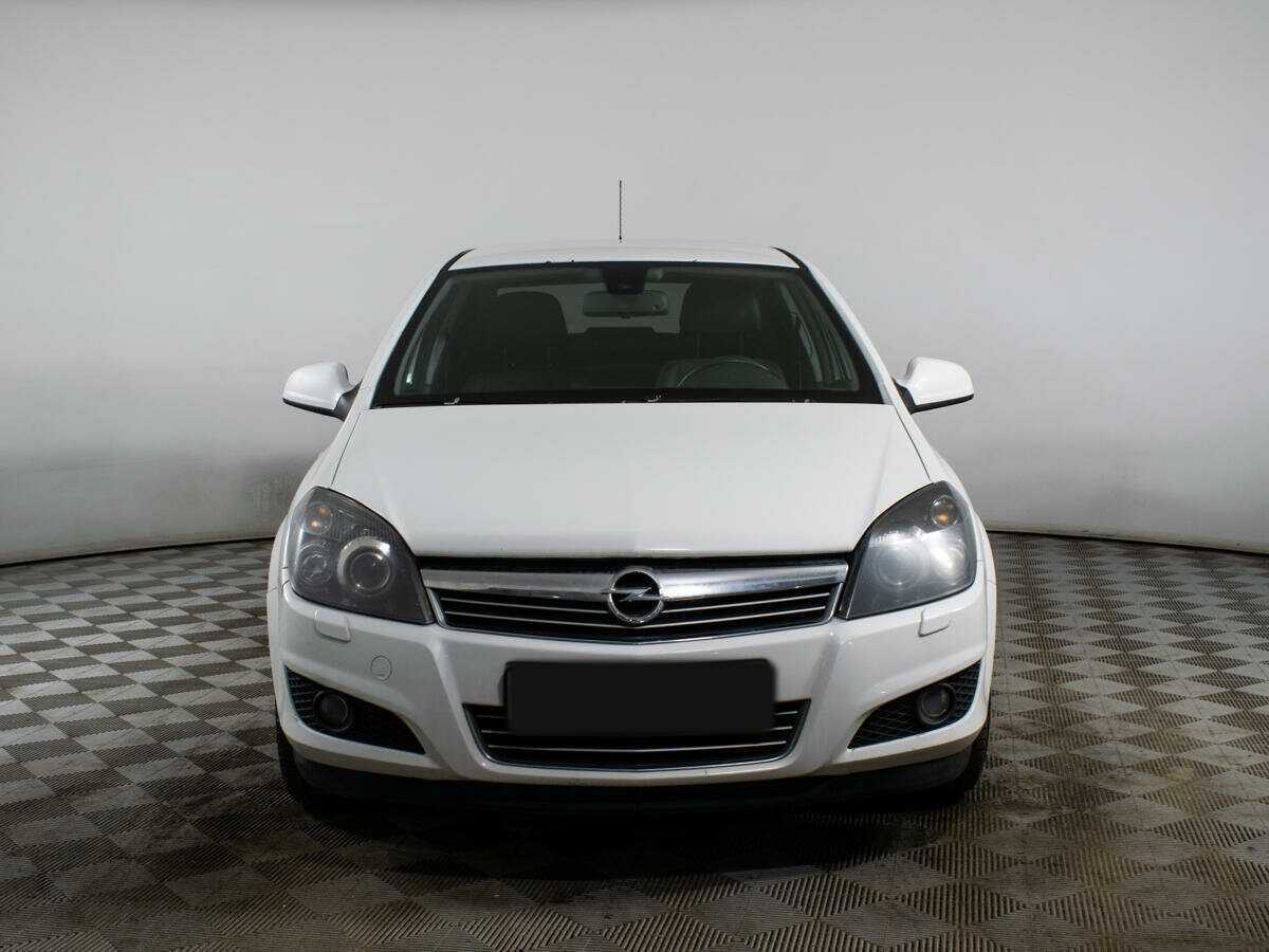Купить Opel Astra, 2011, 177 603 км, фото №2