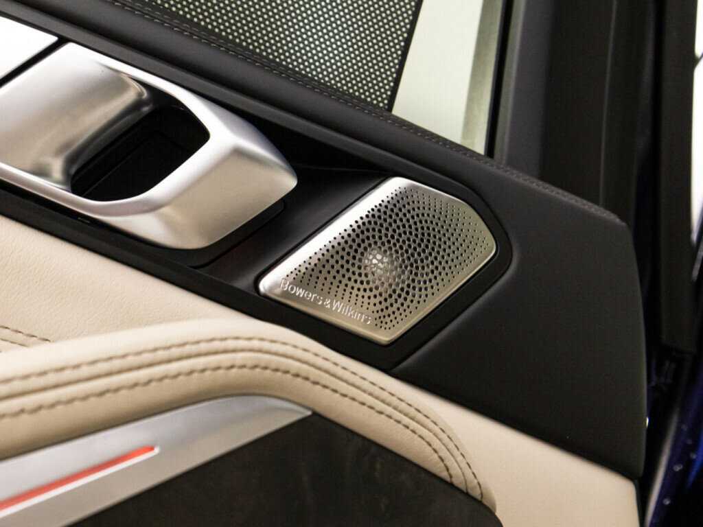 Купить BMW X7 40d, 2020, 177 573 км, фото №32