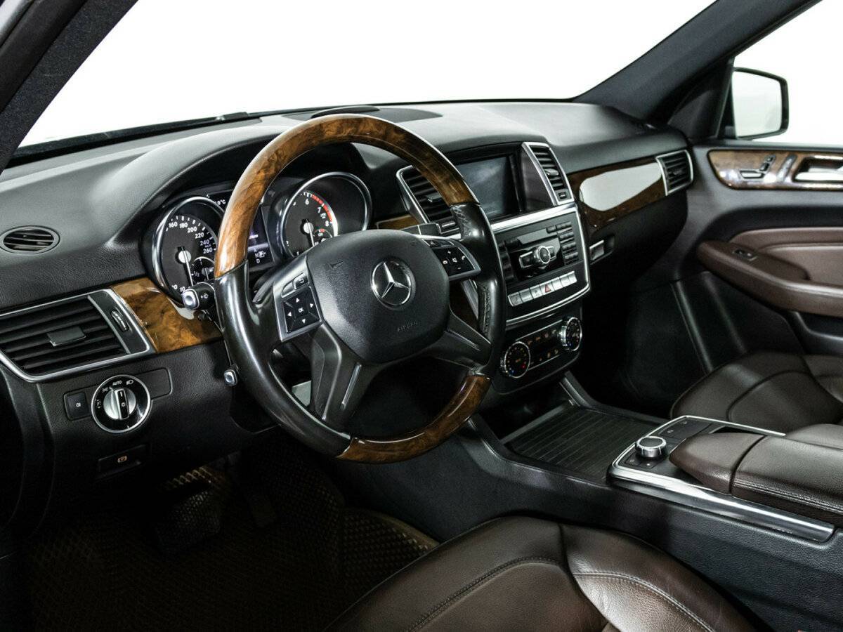 Купить Mercedes-Benz M-Класс 350, 2012, 131 000 км, фото №11