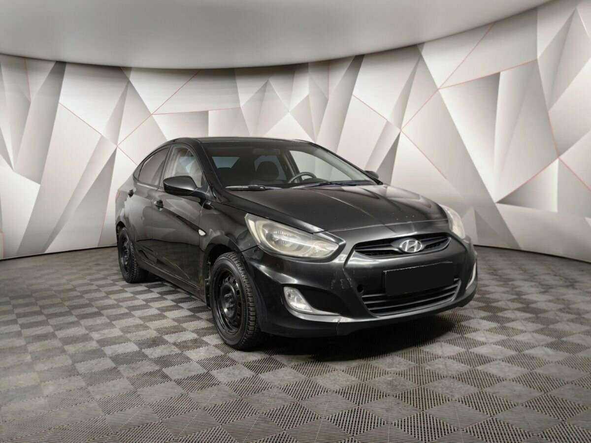 Купить Hyundai Solaris, 2011, 225 830 км, фото №3