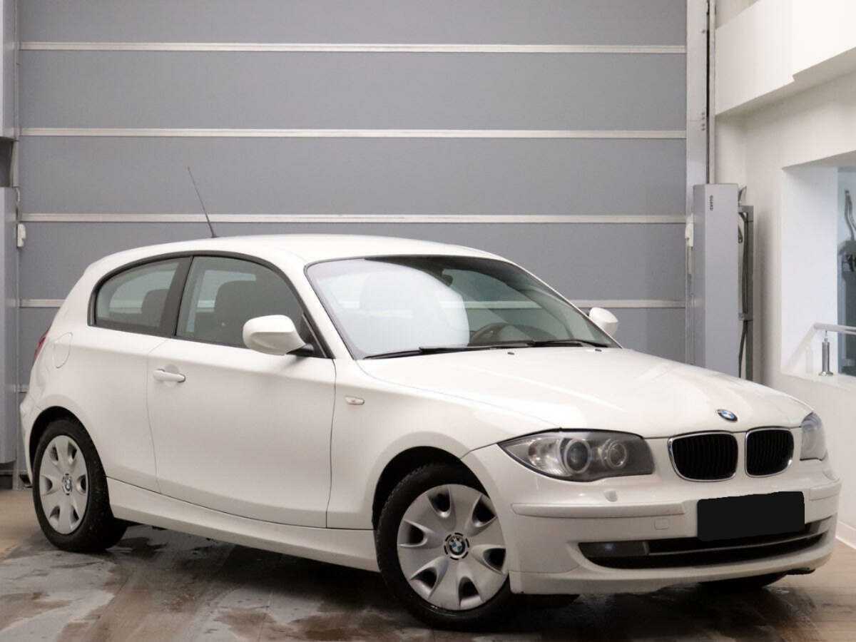 Купить BMW 1 серии 116i, 2011, 184 290 км, фото №3