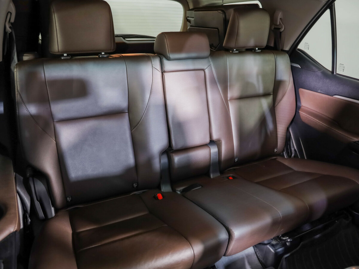 Купить Toyota Fortuner II, 2017, 126 805 км, фото №31