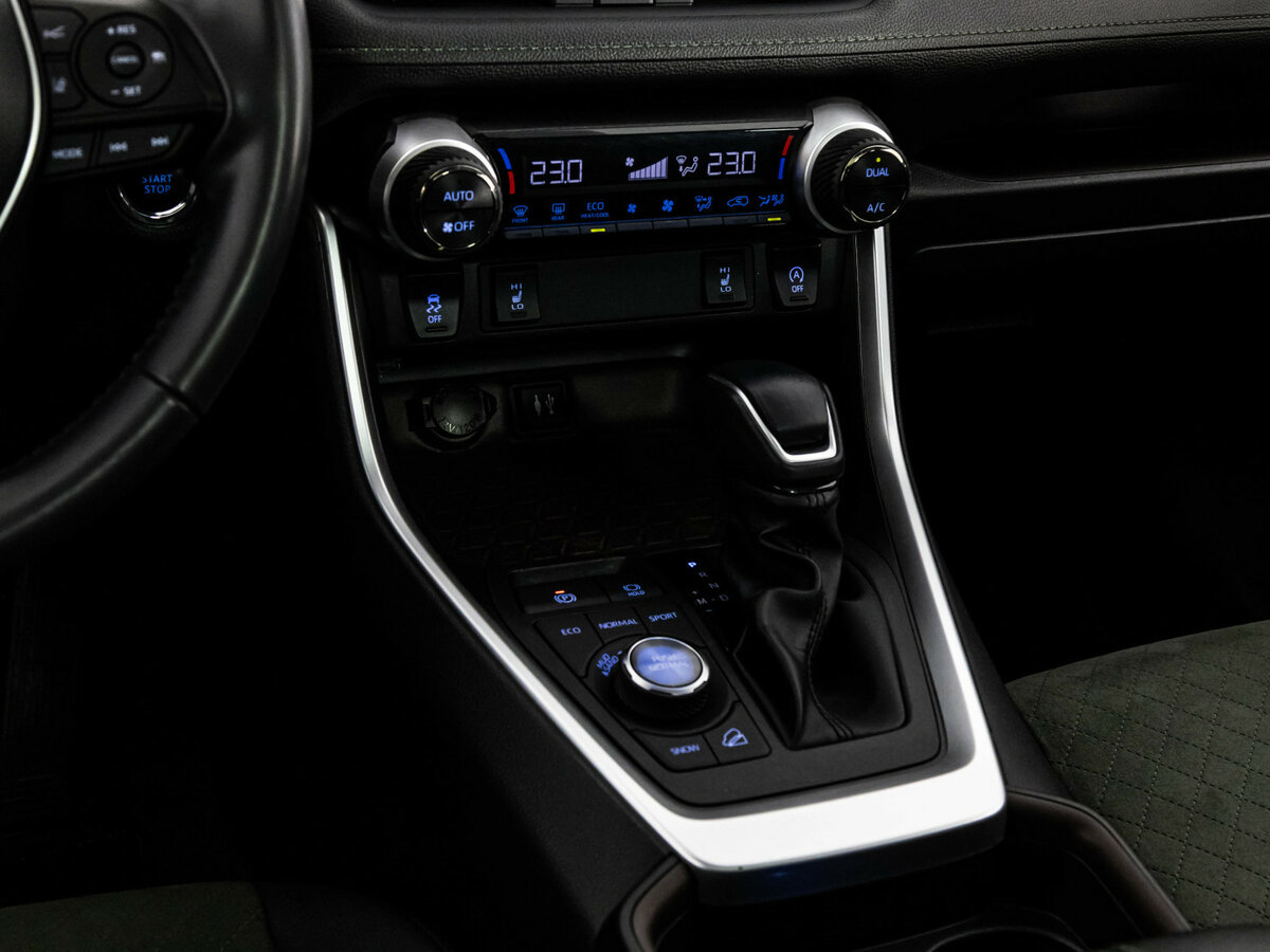 Купить Toyota RAV4 V (XA50), 2022, 68 217 км, фото №12