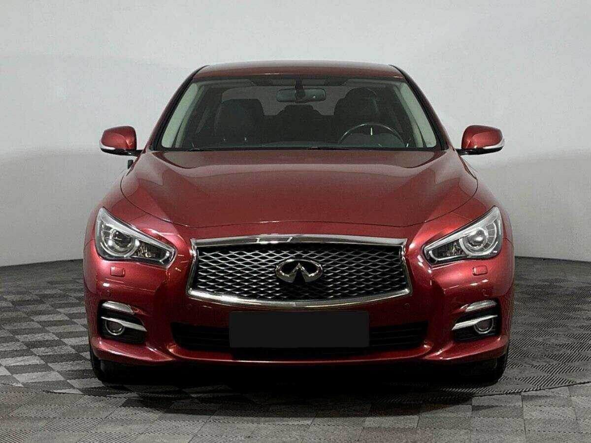 Купить Infiniti Q50, 2015, 111 573 км, фото №2