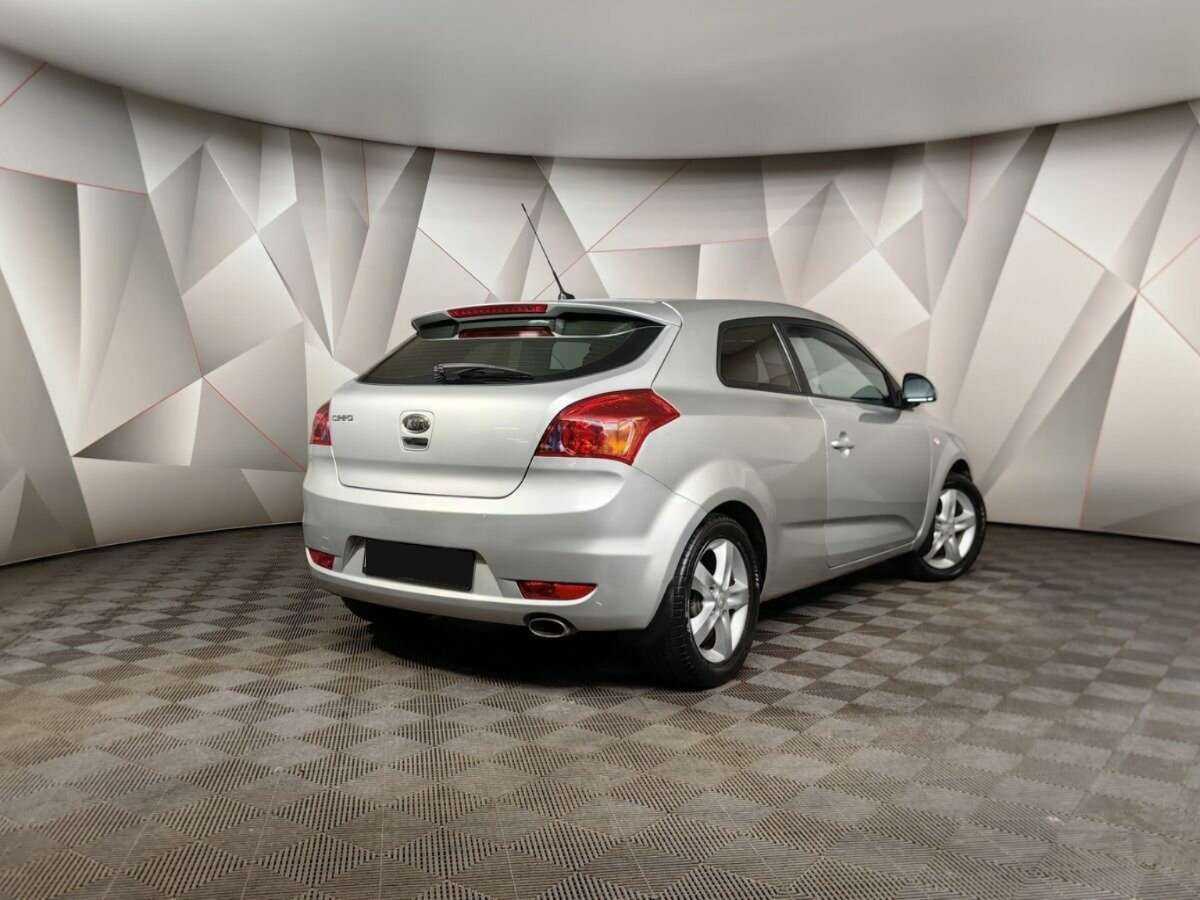 Купить Kia Ceed, 2008, 127 400 км, фото №2