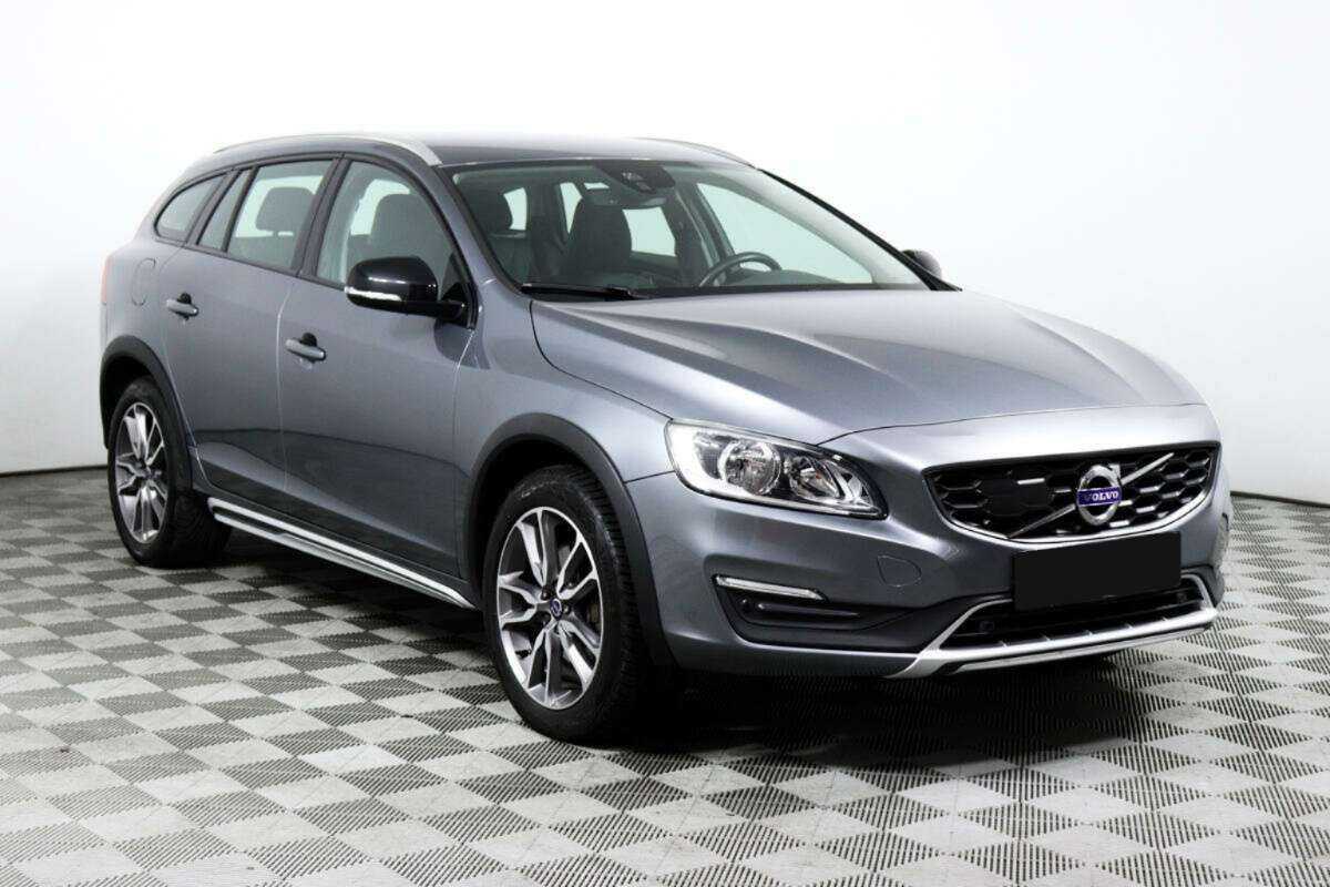 Купить Volvo V60 Cross Country, 2018, 150 380 км, фото №3