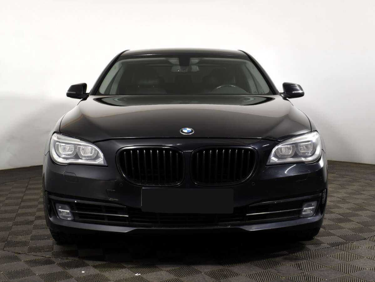 Купить BMW 7 серии Long 740Li xDrive, 2014, 252 722 км, фото №2