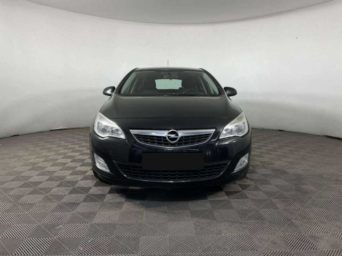 Купить Opel Astra, 2011, 169 901 км, фото №2