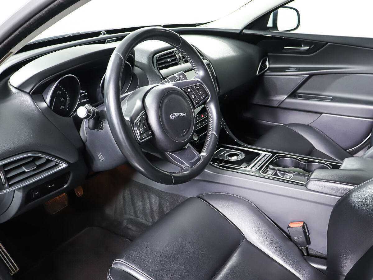 Купить Jaguar XE, 2015, 95 629 км, фото №12