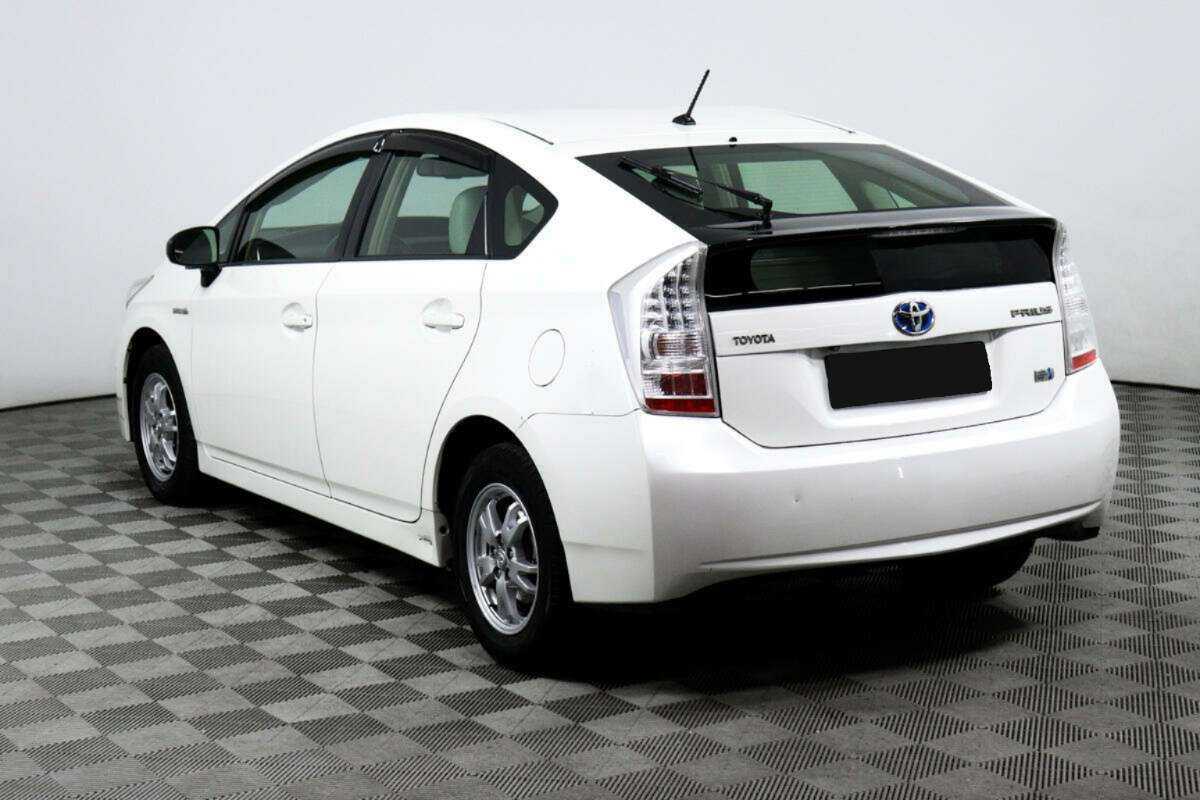 Купить Toyota Prius Plug-in Hybrid, 2009, 149 737 км, фото №7