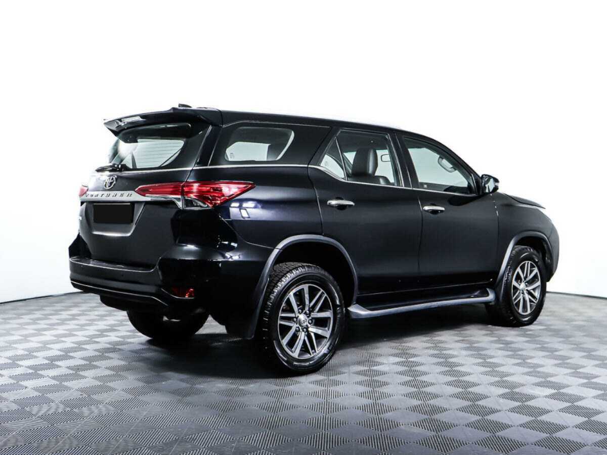 Купить Toyota Fortuner, 2018, 146 923 км, фото №3