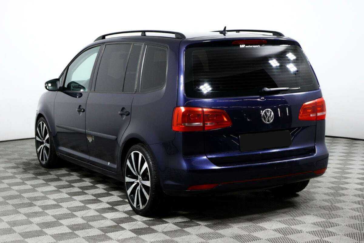 Купить Volkswagen Touran, 2012, 326 100 км, фото №7